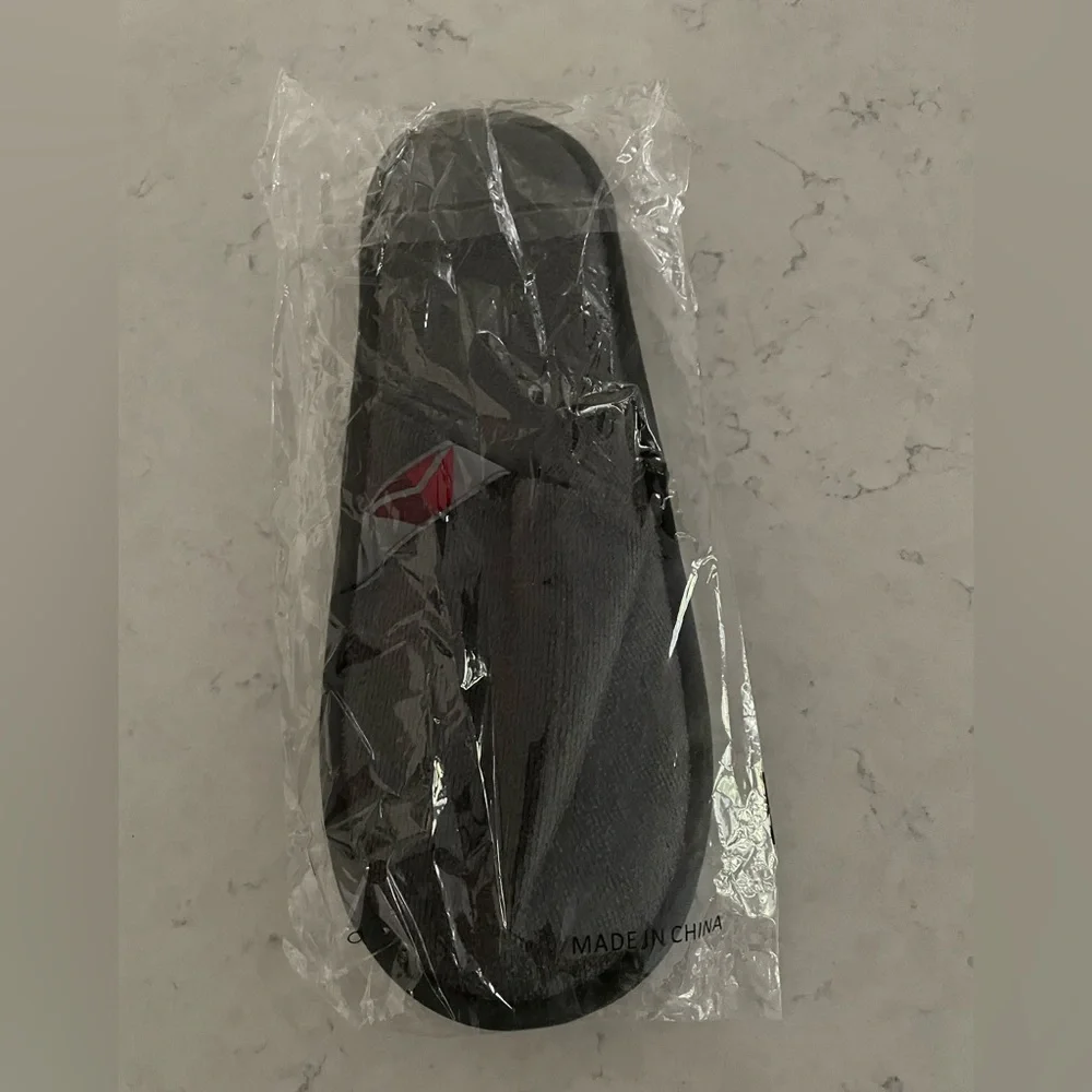 Delta One Grey Slippers